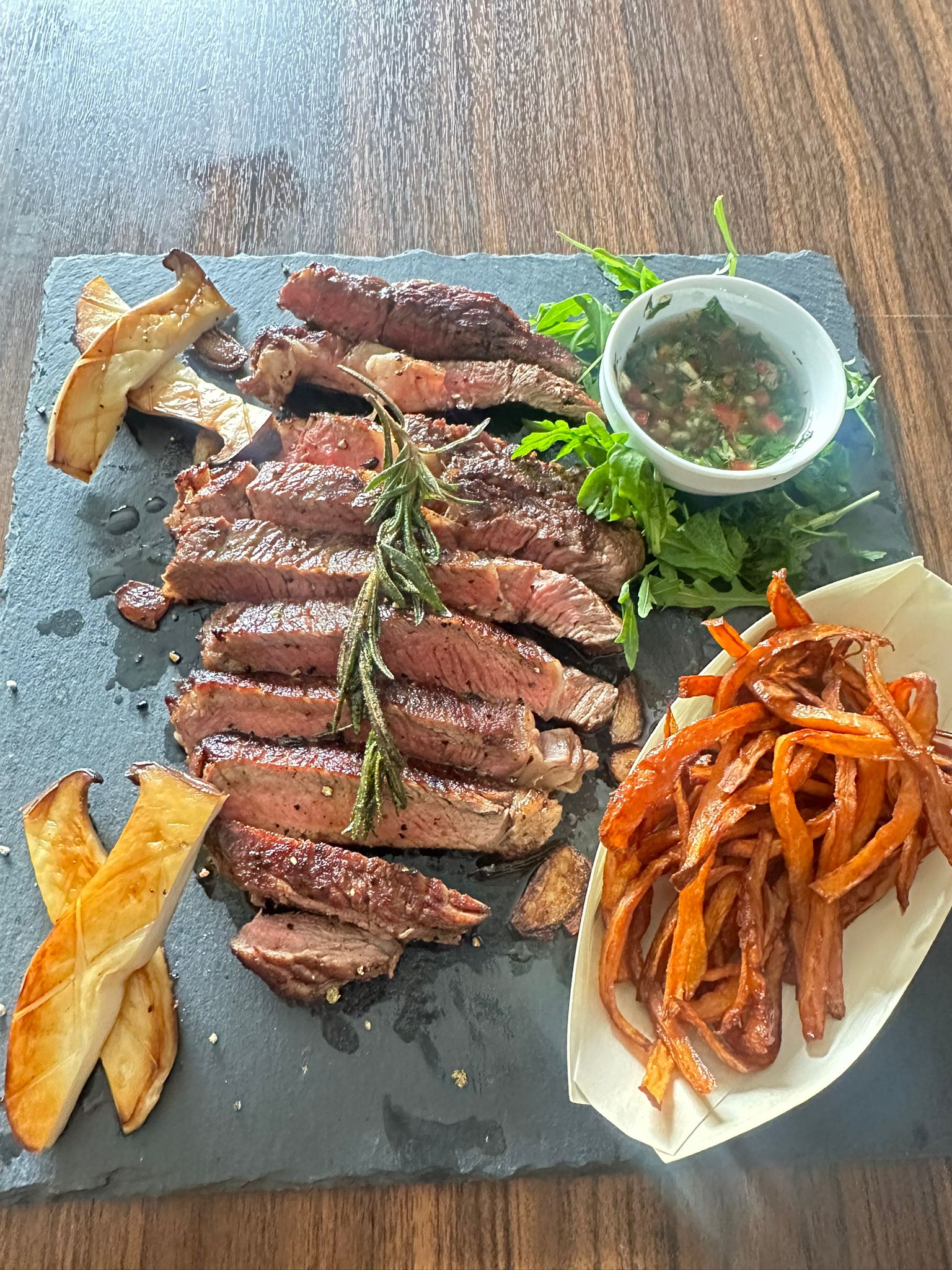 Aufgeschnittenes Steak